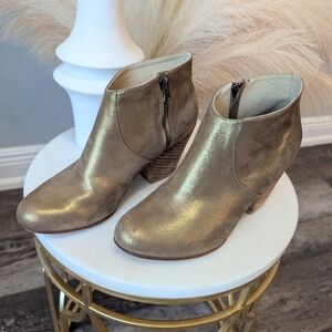 FORTRESS OF INCA Gold Ankle Booties Sleek Modern Design